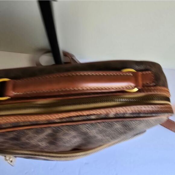 Celine Vintage Macadam Messenger Bag Brown - Picture 11 of 16